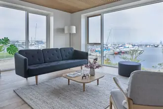 Ejerlejlighed på Strandvejen 78, 2. tv., 8400