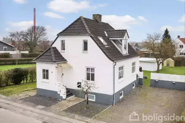 Villa på Solsortevej 18, 6000 Kolding