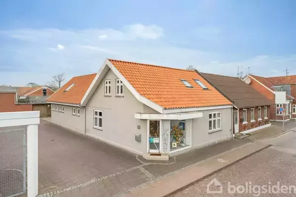Villa på Kirkegade 3, 6940 Lem St