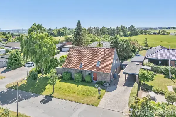 Villa på Ørnebakken 29, 8520 Lystrup