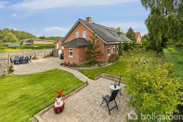 Villa på Sønderbro 6, 8310 Tranbjerg J