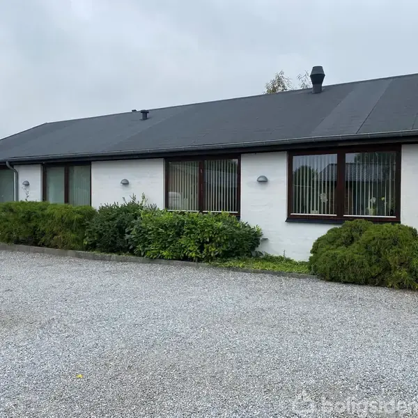 Villa på Lærkevej 20, 8723 Løsning