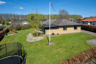 Villa på Østergaardsvej 57, 5683 Haarby
