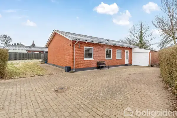 Villa på Idrætsvej 10, 7500 Holstebro