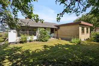 Villa på Hjallesegade 50A, Hjallese, 5260 Odense S
