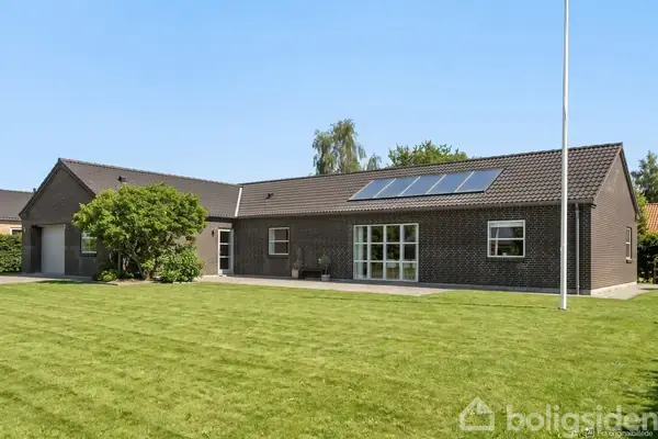 Villa på Øsby Stadionvej 83, 6100 Haderslev