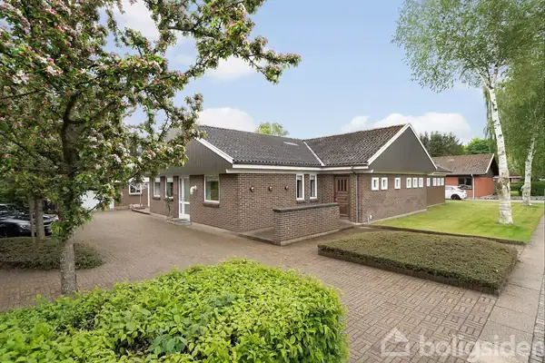 Villa på Lindevej 5, 6971 Spjald