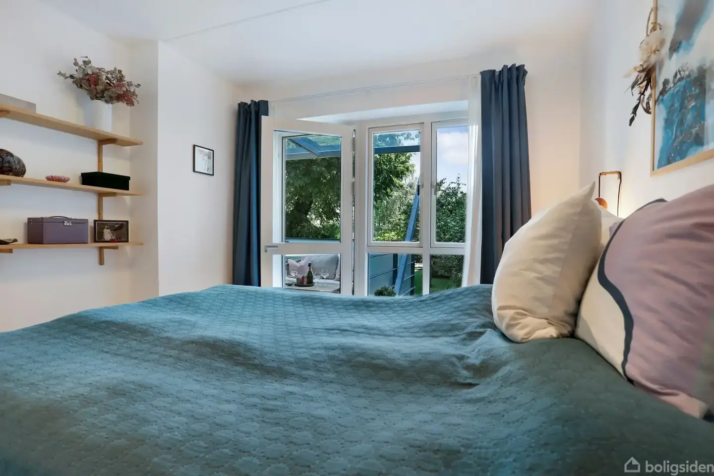 Høj stuelejlighed med stor overdækket terrasse - Visning 4