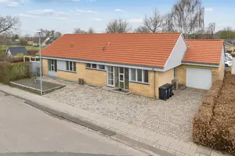 Villa på Jernbanegade 6, Frederiks, 7470 Karup J
