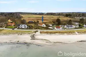 Villa på Villingebæk Strandvej 591B, 3120 Dronningmølle