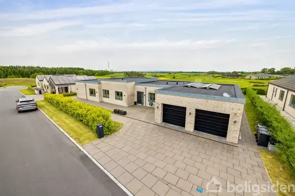 Villa på Lauritshøj 43, 8541 Skødstrup