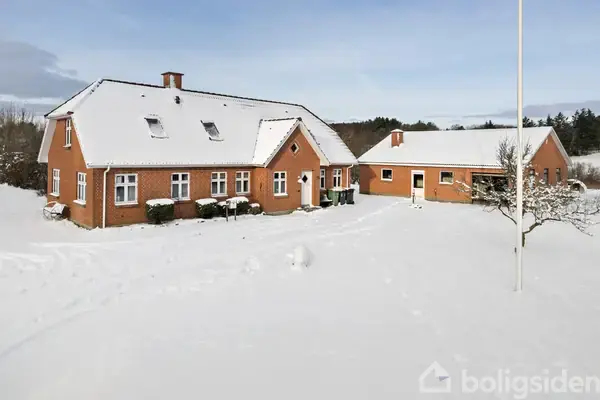 Landejendom på Rødevej 4, 7600 Struer