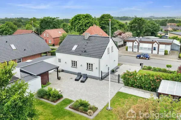 Villa på Vestre Strandvej 24, 6731 Tjæreborg