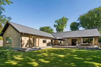 Villa på Klampenborgvej 12D, 2930 Klampenborg