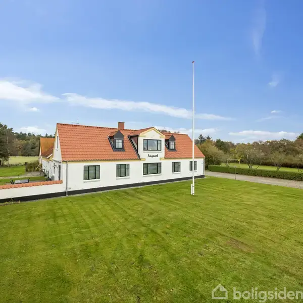 Landejendom på Sønderskovvej 170, 9370 Hals
