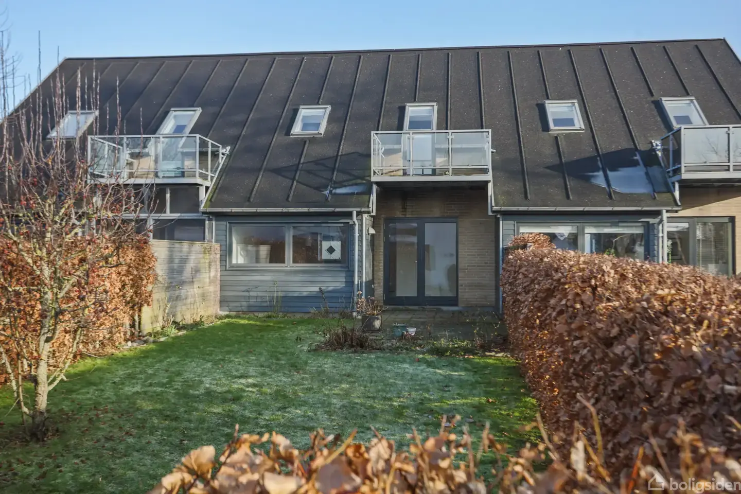 Indbydende rækkehus med attraktiv beliggenhed på Gjøl