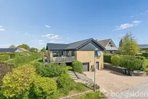 Villa på Kornblomstvej 1, 8381 Tilst