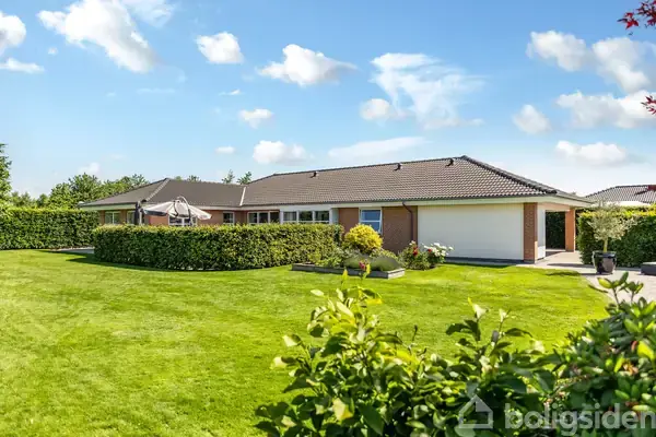 Villa på Guldnældevænget 52, 4800 Nykøbing F