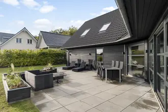Villa på Ravnbjergvej 30, Als, 9560 Hadsund