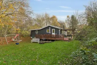 Fritidshus på Jættestuevej 2, Stenstrup L, 4573 Højby