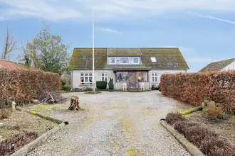 Villa på Askhøjvej 5, Lyngby, 8570 Trustrup