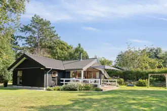 Fritidshus på Nøddebakken 1B, Veddinge Bk, 4540 Fårevejle