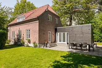 Villa på Ræveskovsvej 10B, 2820 Gentofte