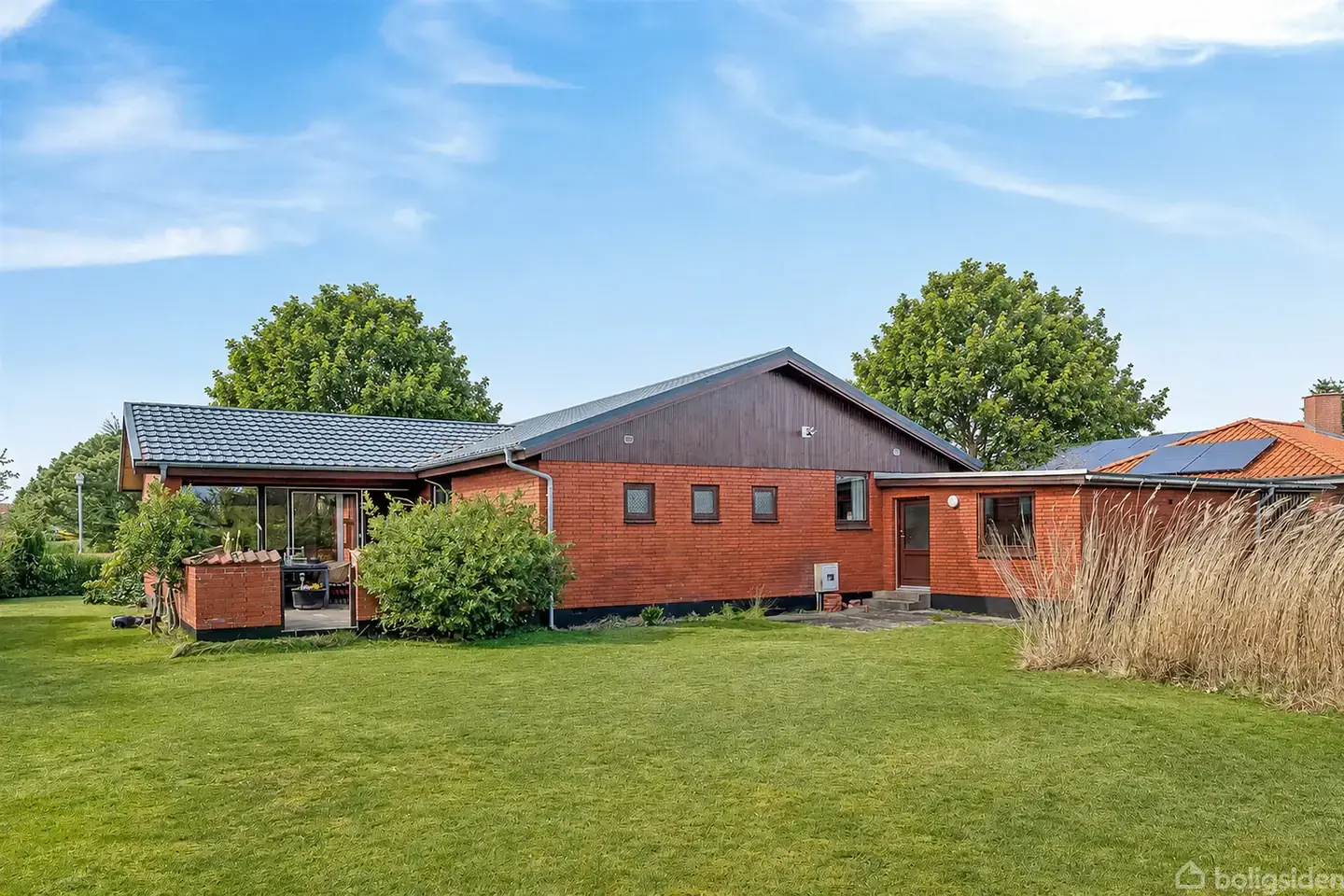 Ev, 149 m², arsa 1147 m²