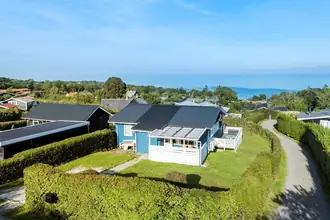 Fritidshus på Gyvelvej 11, Sandkås, 3770 Allinge