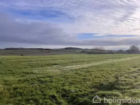 Helårsgrund på Trillbakken 1, 9240 Nibe
