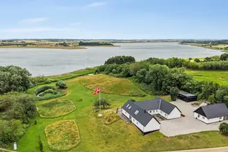 Landejendom på Norsmindevej 166, 8340 Malling