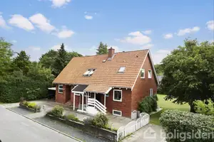 Villa på Suhrs Alle 10, 3520 Farum
