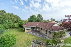 Villa på Sæbyvej 74A, 9900 Frederikshavn