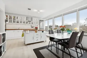 Ejerlejlighed på Rundhøj Allé 137, tv., 8270 Højbjerg