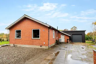 Villa på Lee Byvej 11, 8850 Bjerringbro