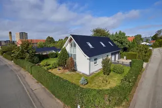 Villa på Falkenborgvej 9, 3600 Frederikssund