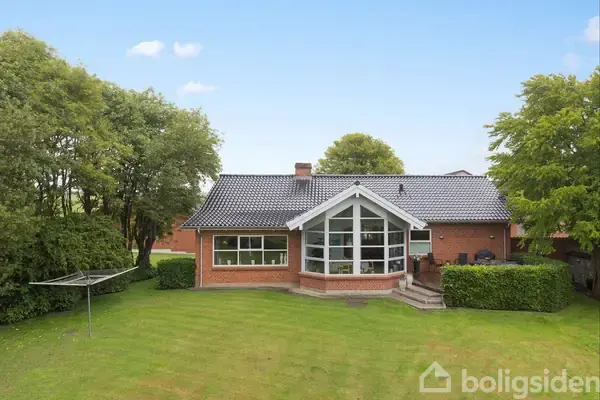Landejendom på Randersvej 54, 8830 Tjele