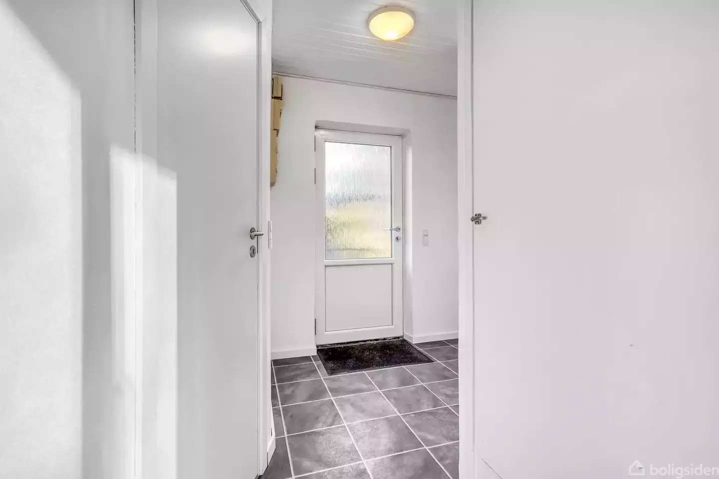 Villa i 2 plan med god planløsning og Ppivat Have - Visning 4