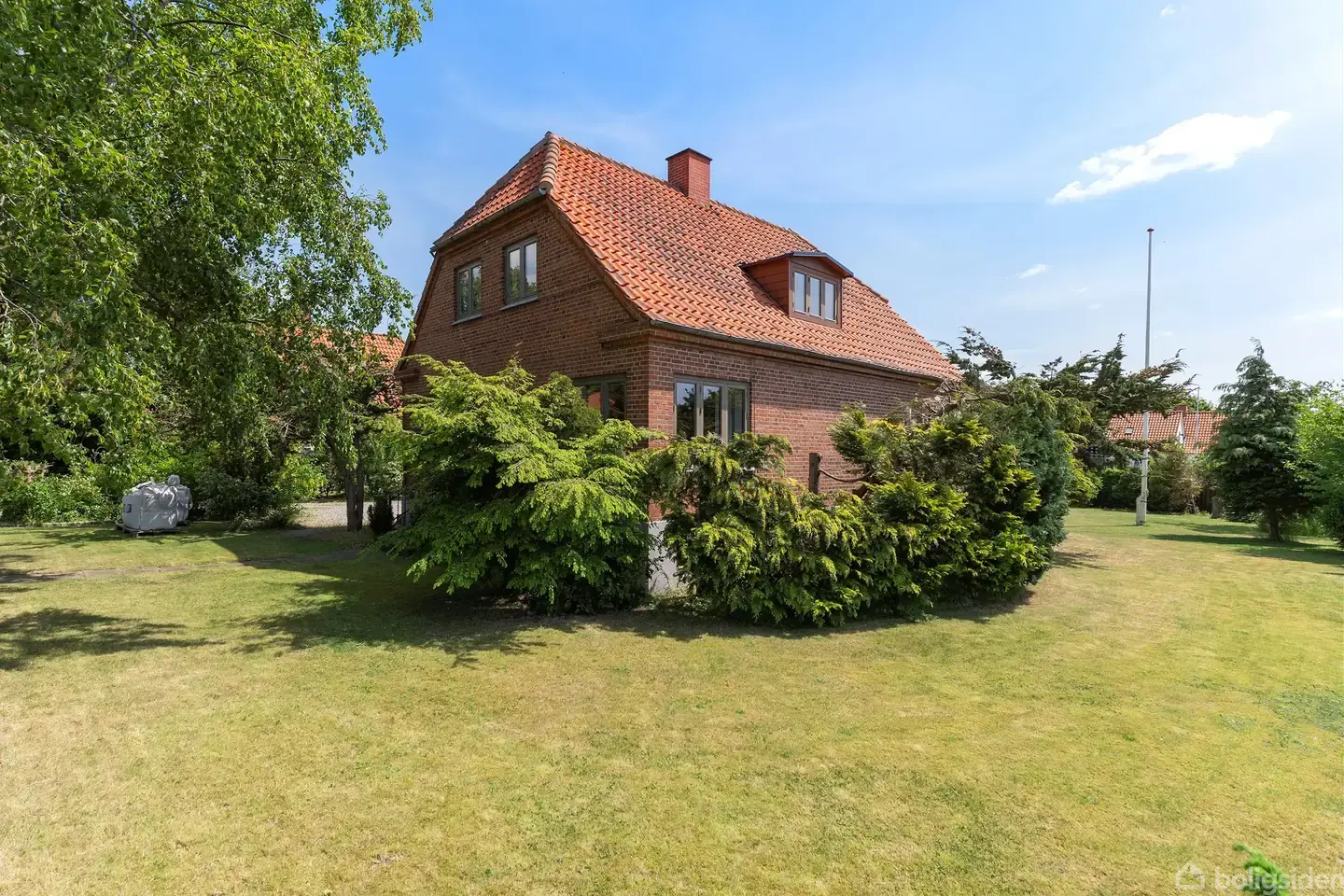 Stor og herskabelig muremestervilla...