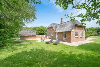 Fritidshus på Bækbyvej 125, Husby, 6990 Ulfborg