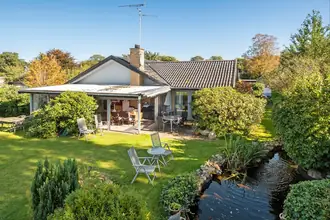 Villa på Slåenvangen 2C, Munkerup, 3120 Dronningmølle