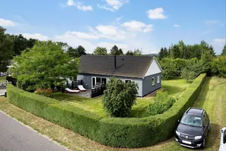 Villa på Holmevejen 22, 4293 Dianalund