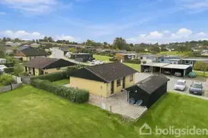 Villa på Forsythiavej 24, 3390 Hundested