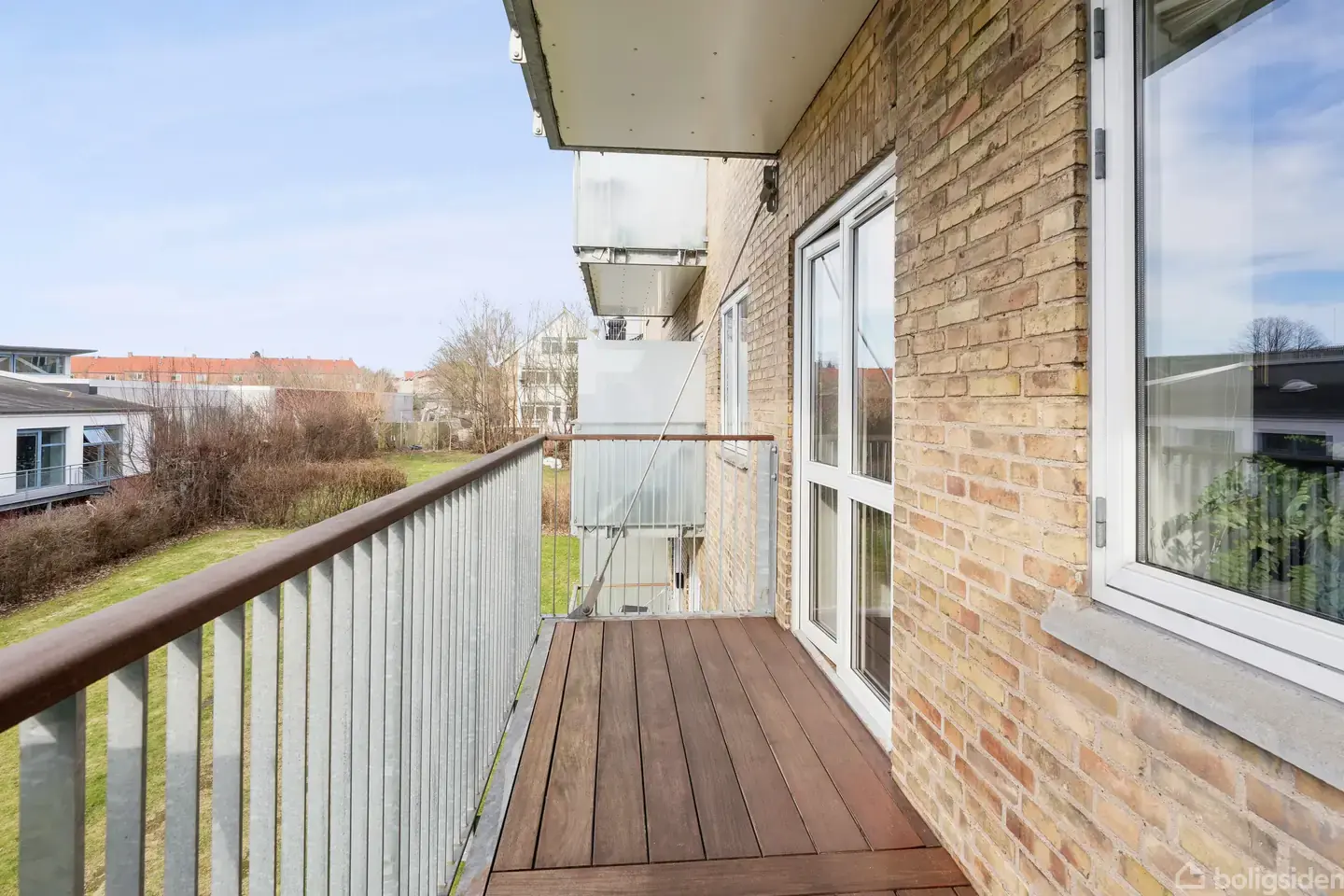 Veludnyttet 3V’er med solrig altan – nær Lyngby C og DTU