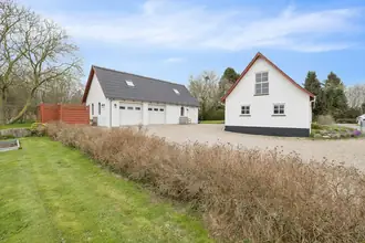 Landejendom på Heldagergårdsvej 9, Heldager, 5700 Svendborg
