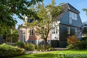 Villa på Ladbyvej 1, 8270 Højbjerg