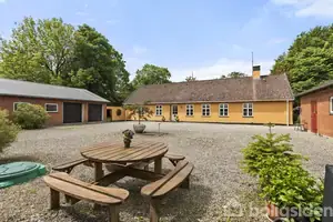 Landejendom på Tolstrupvej 29, 4100 Ringsted