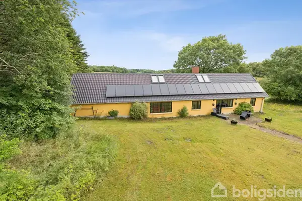 Landejendom på Holstebrovej 225, 8800 Viborg