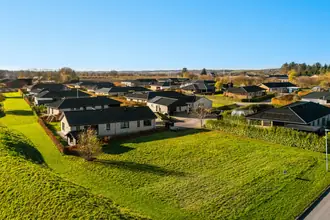 Helårsgrund på Hasselvang 3, Brejning, 7080 Børkop