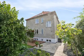 Ellegårdsvej 60 Villa, Ejerlejlighed